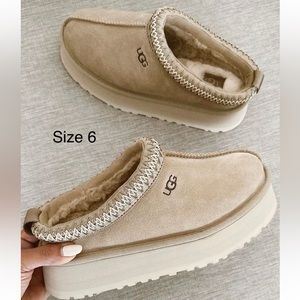 Ugg tazz size 6